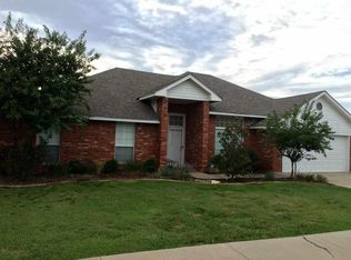 403 SW 79th St, Lawton, OK 73505