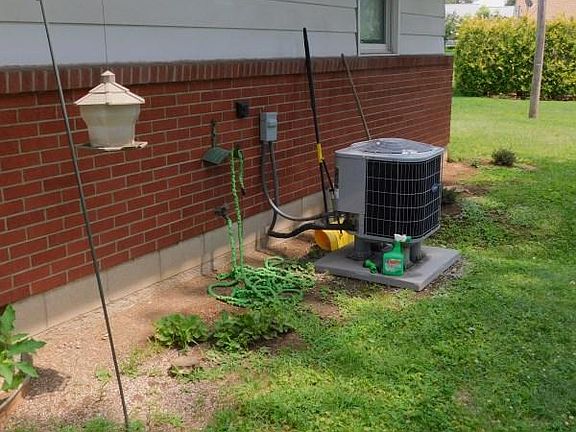 AC compressor