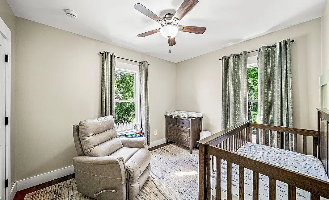 3 bed, 1248 sqft, $2,150 — Photo 4