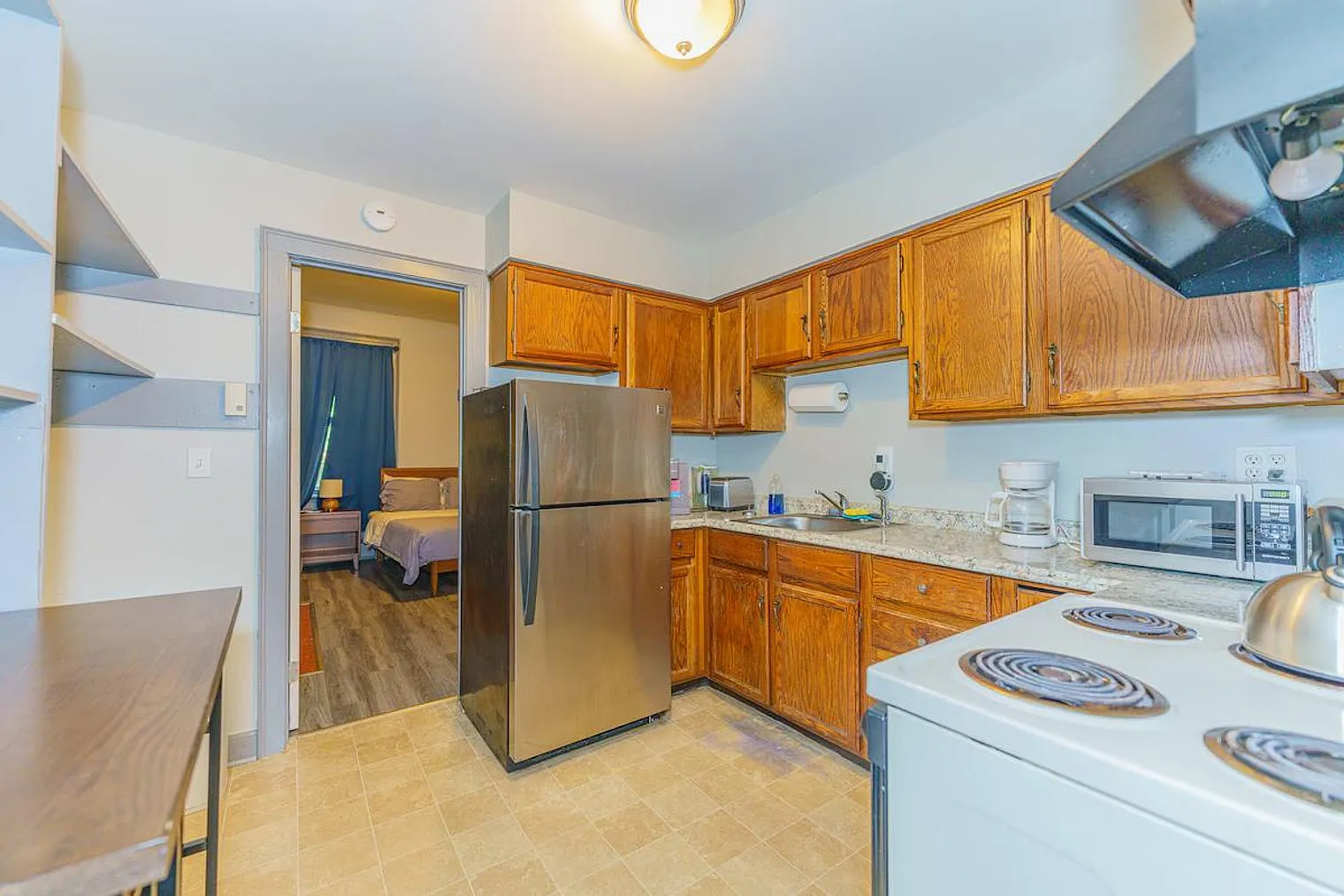 1 bed, 1.0 bath, $2,989 — Photo 3