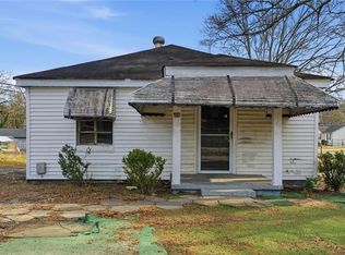 48 Horton St, Winder, GA 30680