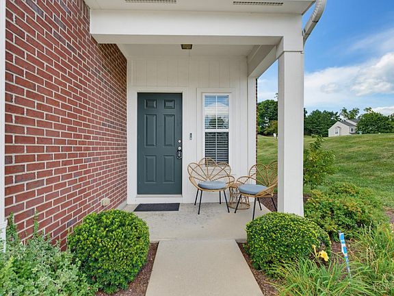 2nd image of 2442 Elderberry Ct #20-F
