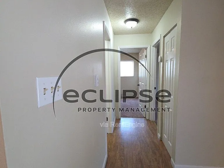 512 Bell Ct #B7 — Photo 15