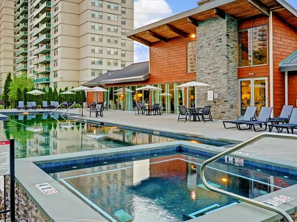 The Grand Cherry Hill