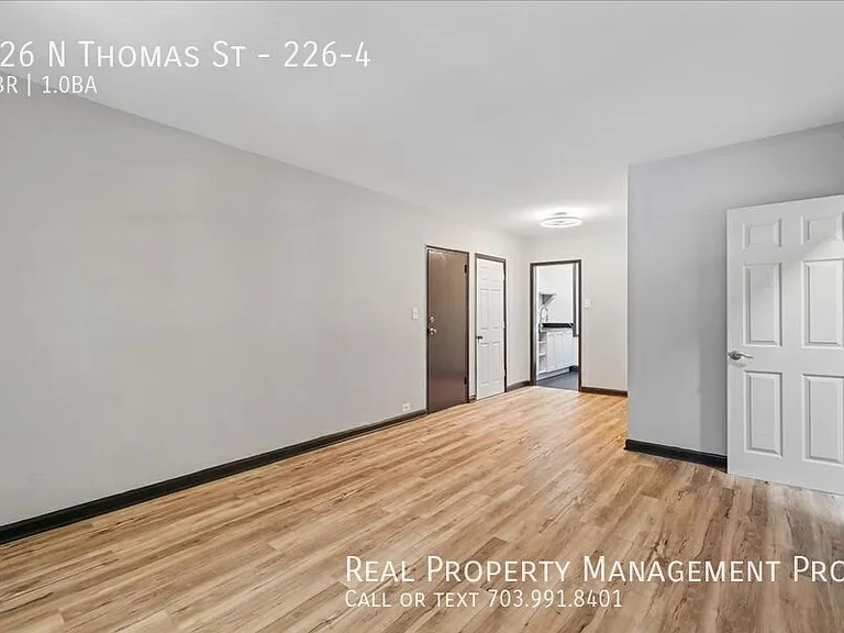 226 N Thomas St #4 — Photo 5