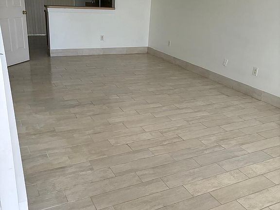 2nd image of 6139 Osprey Lake Cir