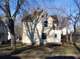 435 Oak Grove Ave, South Beloit, IL 61080