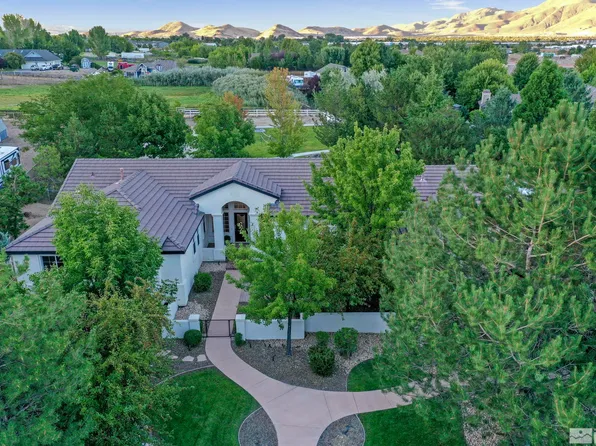 615 Flanders Rd, Reno, NV 89511