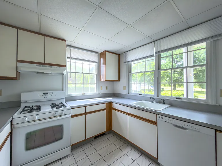 238 Peat Meadow Rd — Photo 11