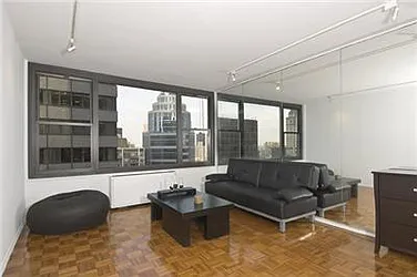 Rented by Domus Realty