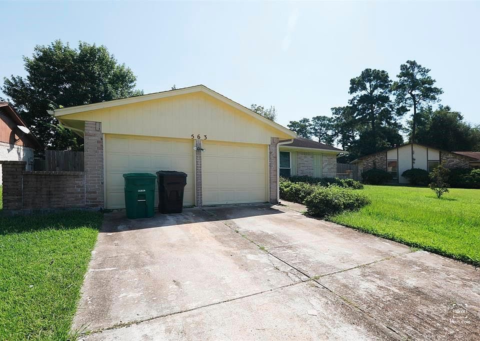 1st image of 563 Slumberwood Dr