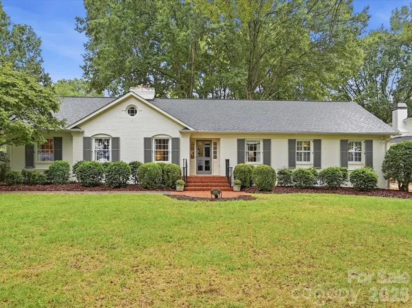 3101 Cloverfield Rd, Charlotte, NC 28211
