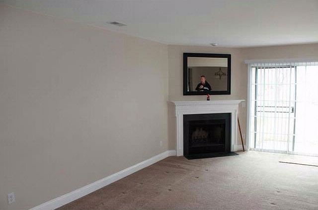 2nd image of 33 Caraway Ct