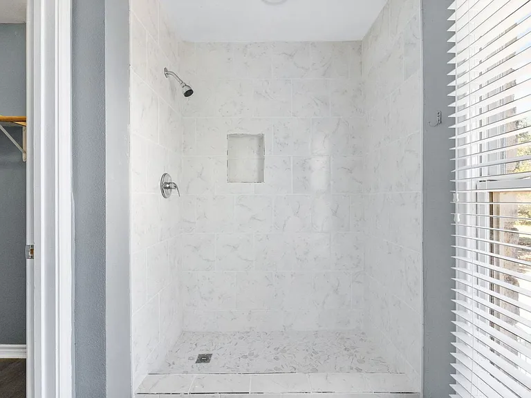 805 N Main St #104 — Photo 24
