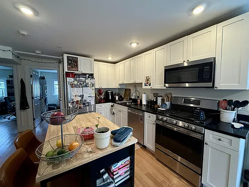 22 Putnam St #2 Photo 1