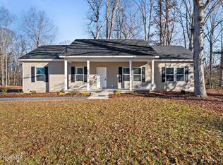 100 Holmes Ln, Robbins, NC 27325