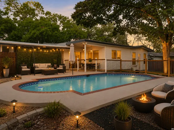 2822 KNIGHT ROBIN DR, San Antonio, TX 78209