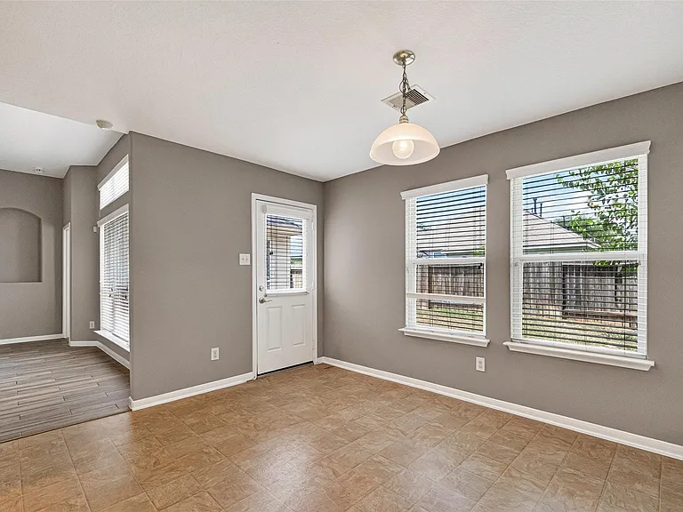 4915 Ibis Lake Ct — Photo 36