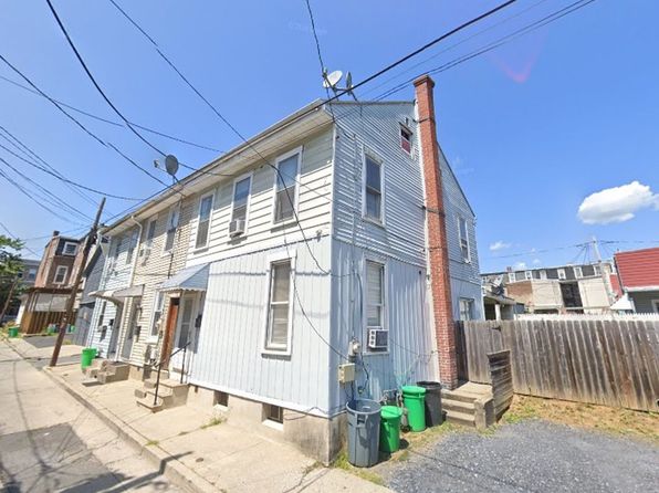 1131 W Oak St