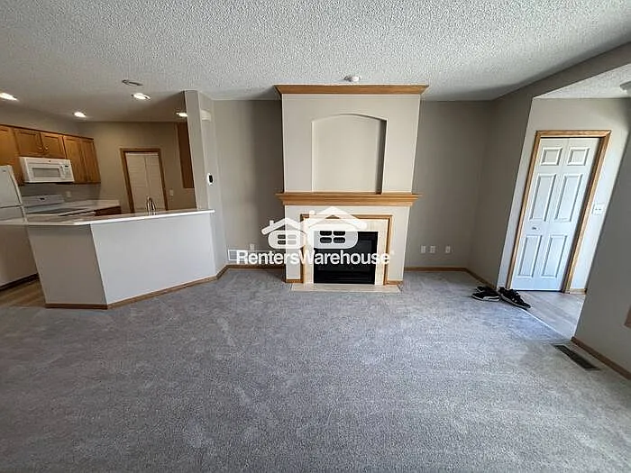1905 Wildflower Ct — Photo 6