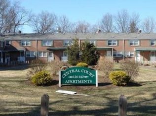 130 Central Ave #B2, East Hartford, CT 06108