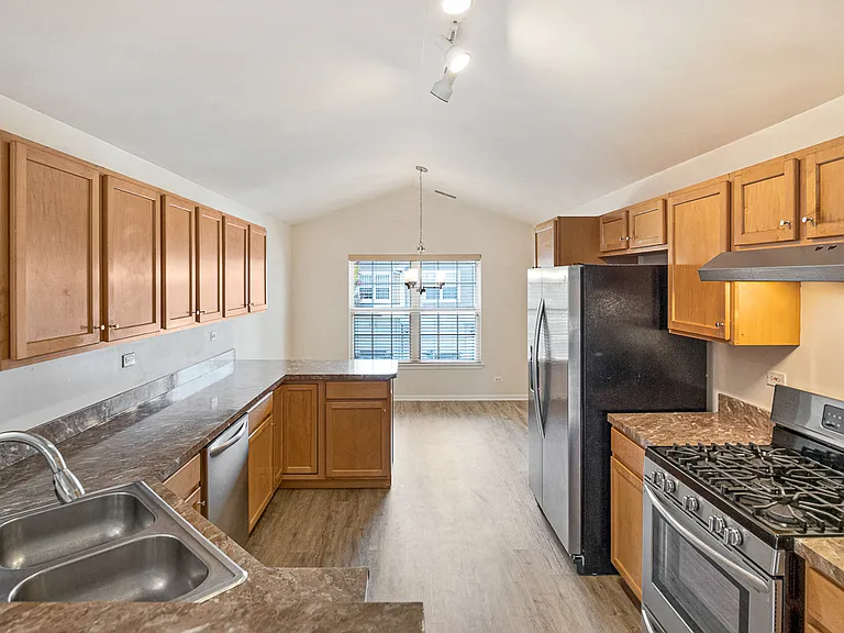 2409 Wilton Ln — Photo 14