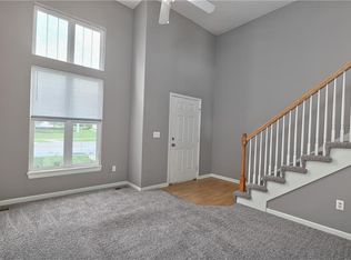 1863 W Spruce St, Olathe, KS 66061