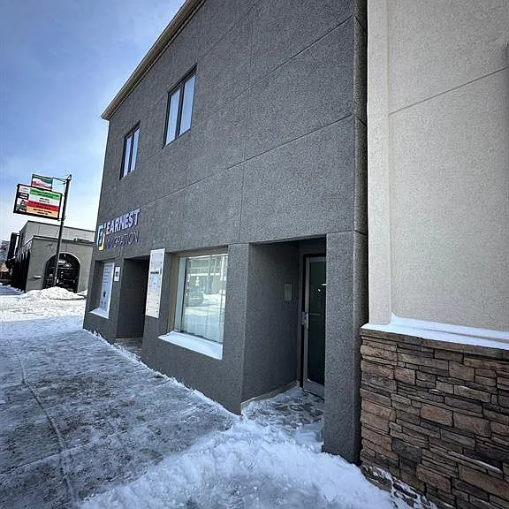 809 Erie St E #1 — Photo 5