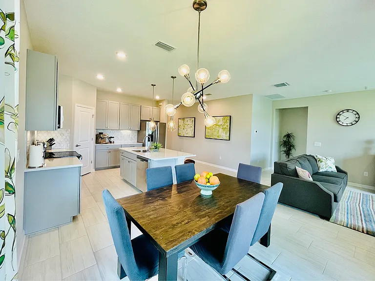 188 Daylily Blvd — Photo 6