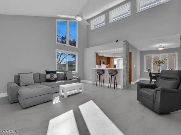 15573 Lockmaben Ave, Fort Myers, FL 33912