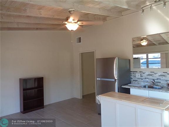 3rd image of 209 NW 23rd St #A