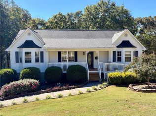 33 Vinnings Ln, Cartersville, GA 30120