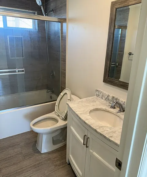 2243 N Continental Ave — Photo 9