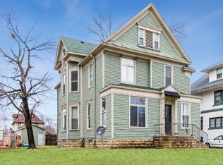 1570 2nd Ave SE, Cedar Rapids, IA 52403