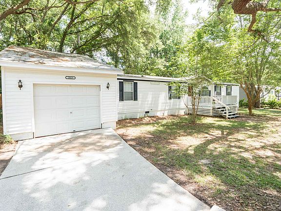 2nd image of 2065 Mistletoe Ct