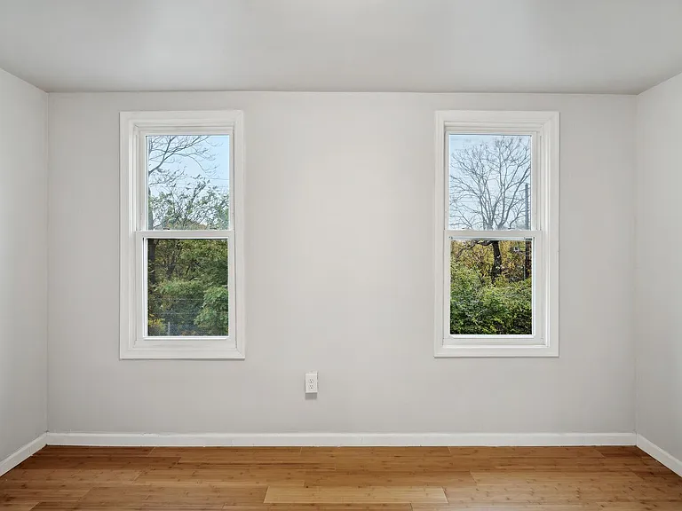5328 Glenmore Ave — Photo 11