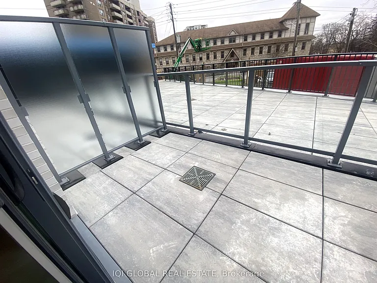 93 Arthur St S #105 — Photo 25