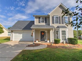 2900 Firethorn Dr, High Point, NC 27265