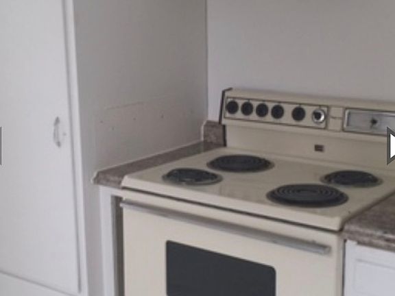 2nd image of 1736 E Allen Rd #B
