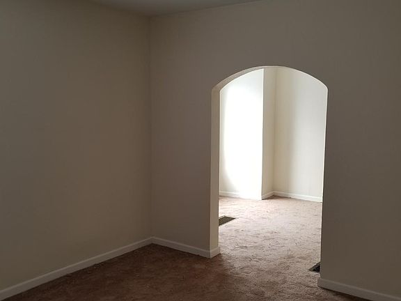 2nd image of 529 Bowman Ave