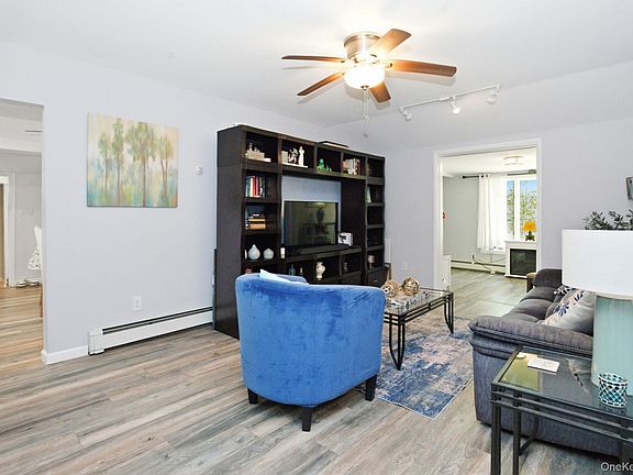 3rd image of 16 Sunset Place
