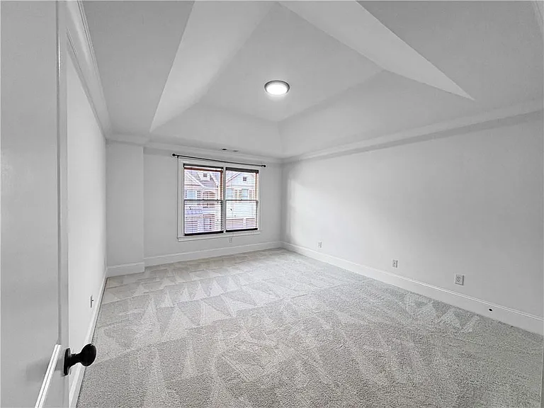 3239 Claudia Ct — Photo 27