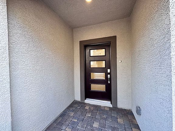 3rd image of 329 Laurel Peak Dr