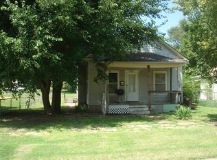 605 N Chestnut St, Beloit, KS 67420