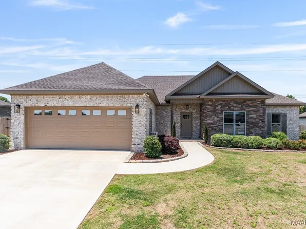 107 Driftwood Ct, Deatsville, AL 36022