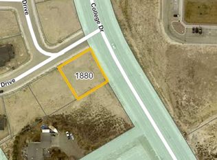 1880 Bachelors Dr, Rock Springs, WY 82901