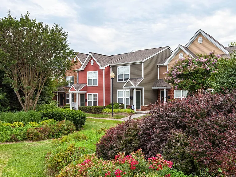 Gayton Pointe Townhomes — Photo 22