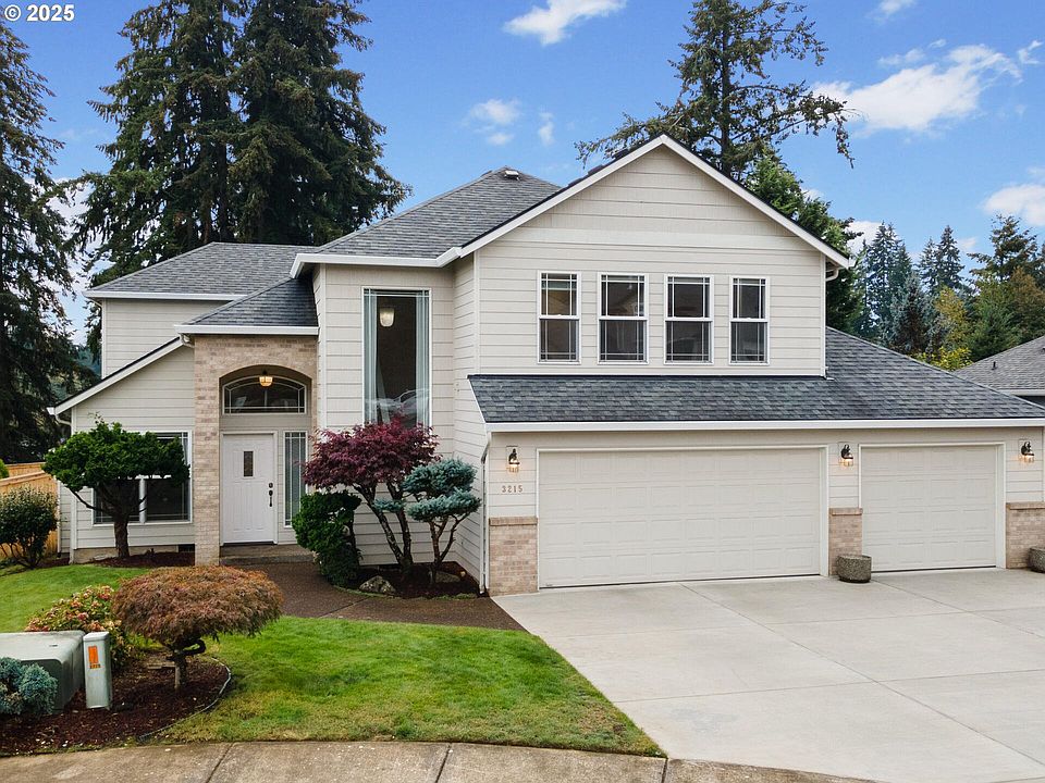1st image of 3215 NE 141st St