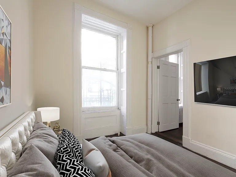 24 Jane St #5A — Photo 2