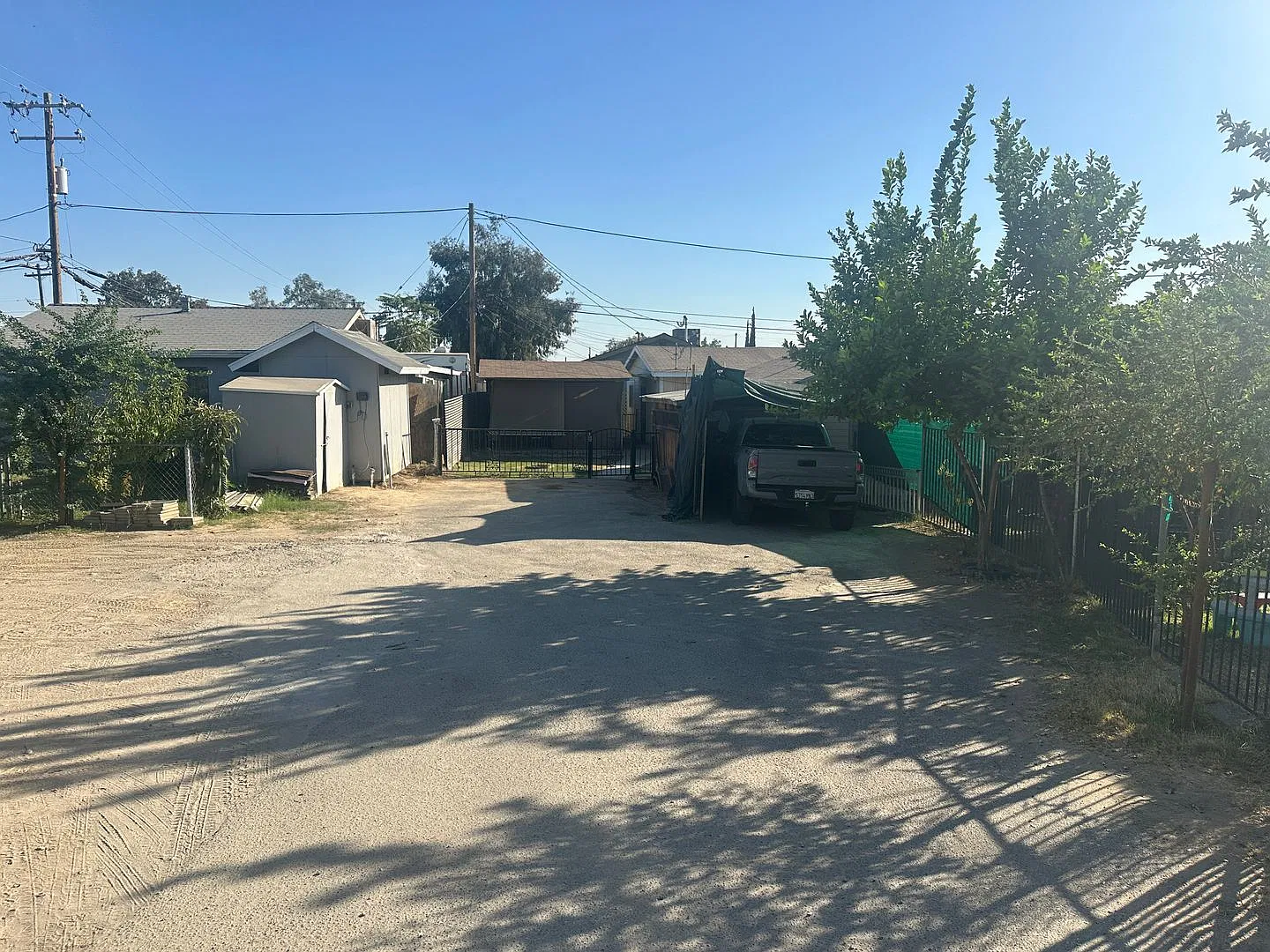 3826 Mitchell Ave . — Photo 1